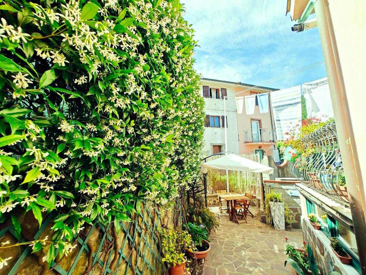 Casa Vacanze Il Gelsomino ลาสเปเซีย ภายนอก รูปภาพ